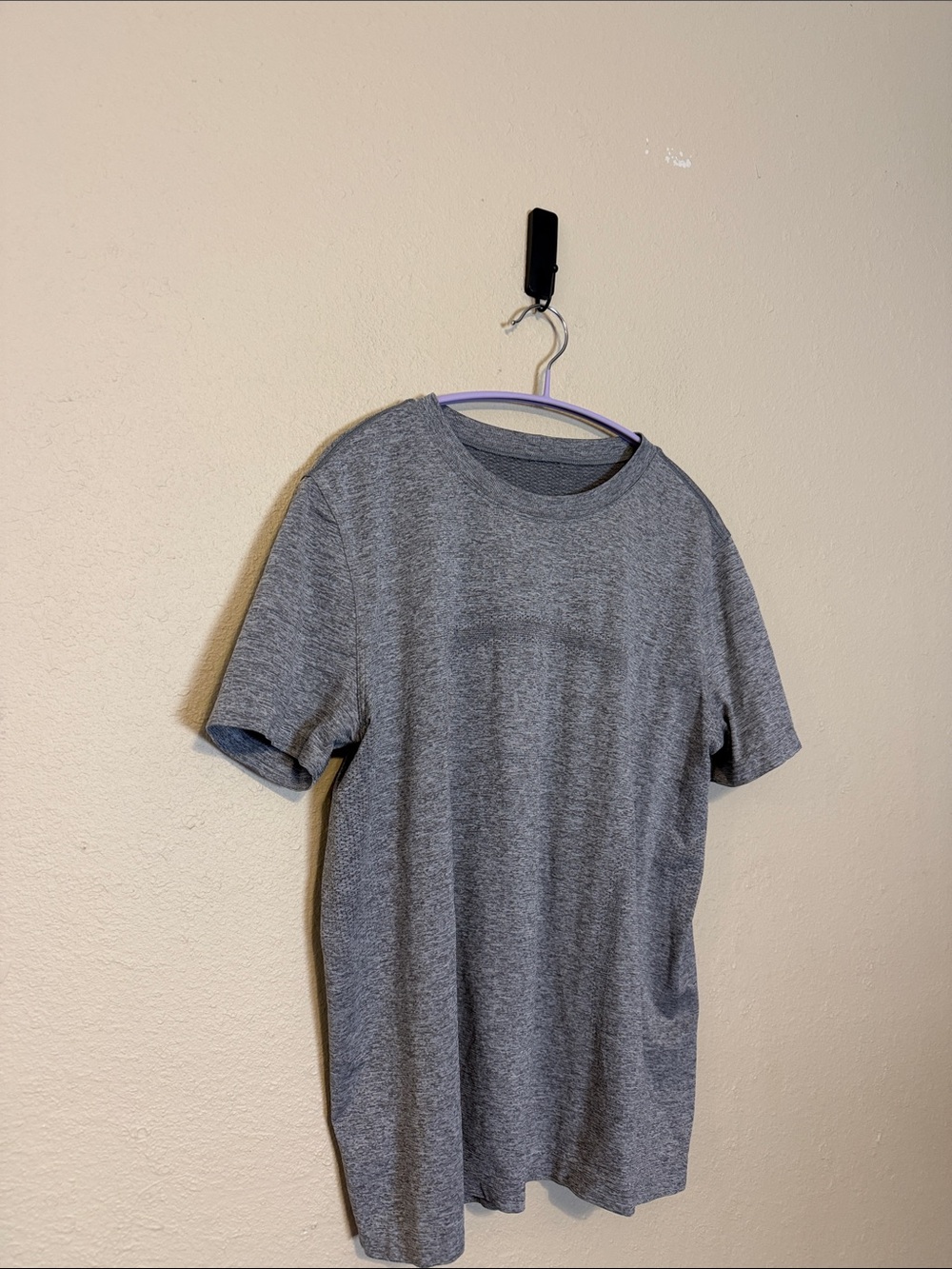 Lululemon grey short sleeve swiftly tech Shirt Size 6 - Picture 2 of 6